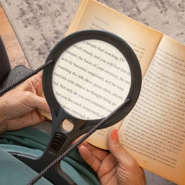 carson lighted magnifying glass for reading fine print, book magnifier with light, hands free magnifying glass with neck strap, led lights